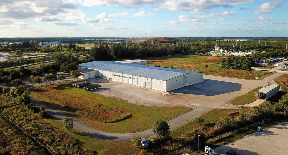 SLC COMMERCIAL SELLS INDUSTRIAL FACILITY TO CONTENDER BOATS